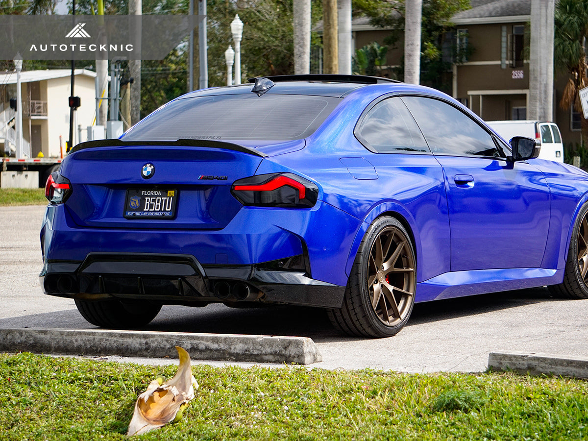 AutoTecknic Dry Carbon Versus Trunk Spoiler - G42 2-Series