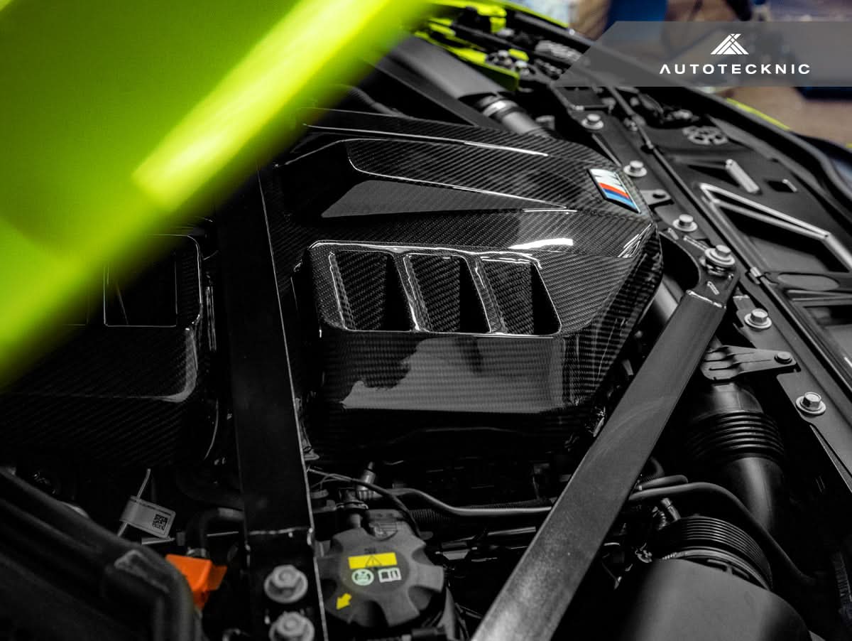 AutoTecknic Dry Carbon Fiber Engine Cover - BMW G87 M2