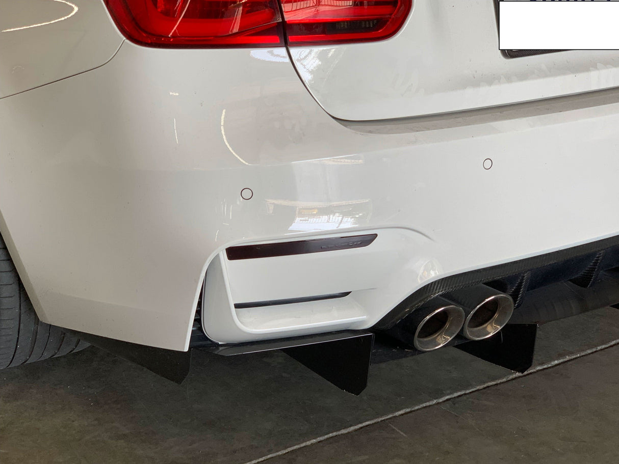 BMW F80 M3 / F82 & F83 M4 Rear Bumper Reflector Overlay