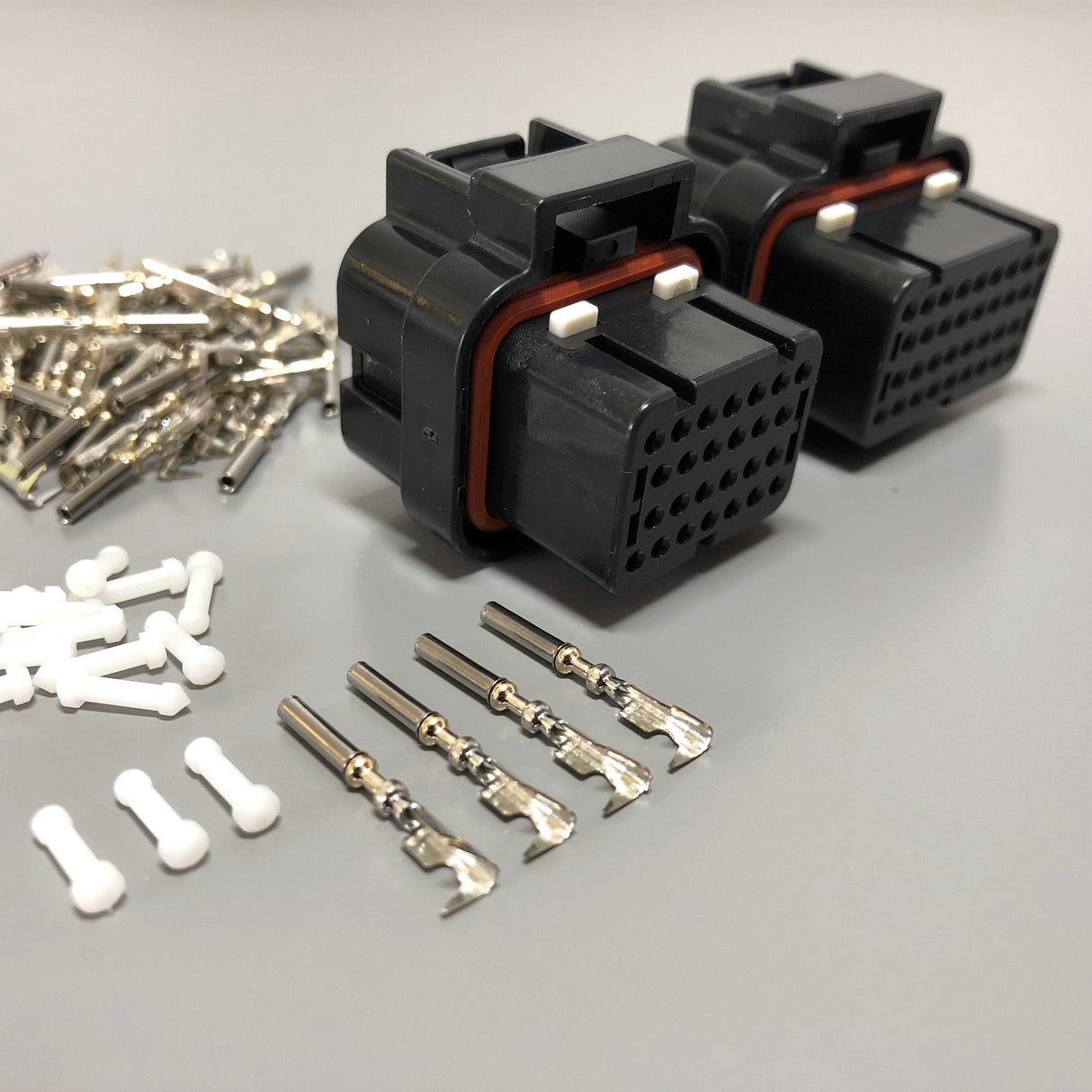 Haltech ECU Connector Plug Kit", "Platinum Sport 1000 2000", "26-Pin + 34-Pin