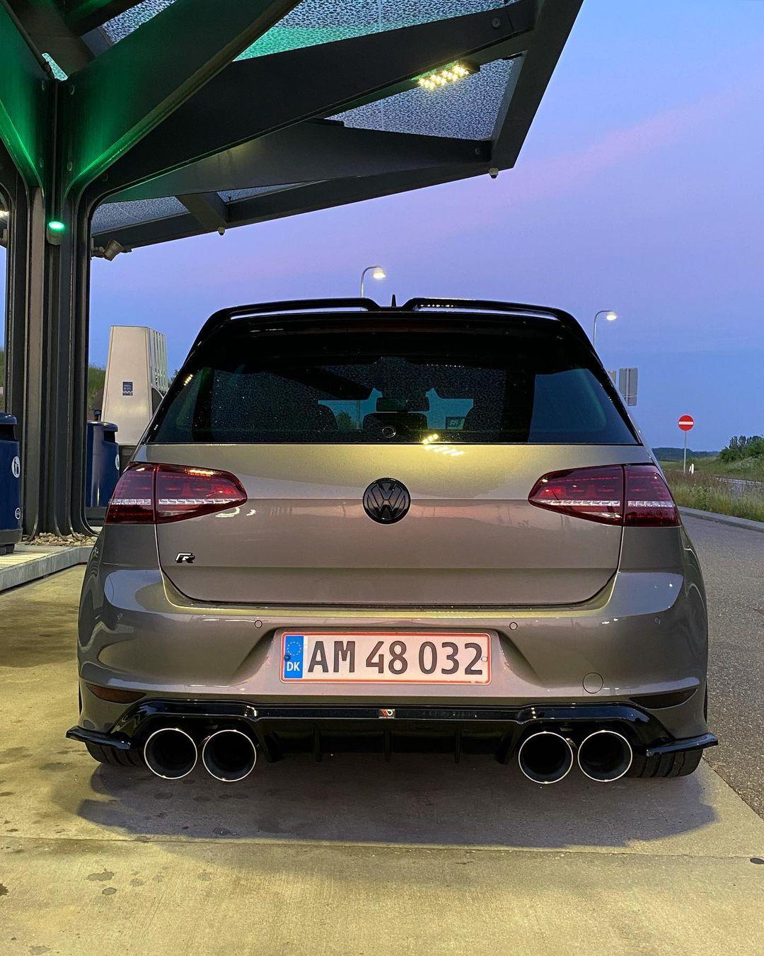 VW Golf 7 - Base, GTI, R - Gloss Black Emblem Set (2013-2017) - K2 Industries