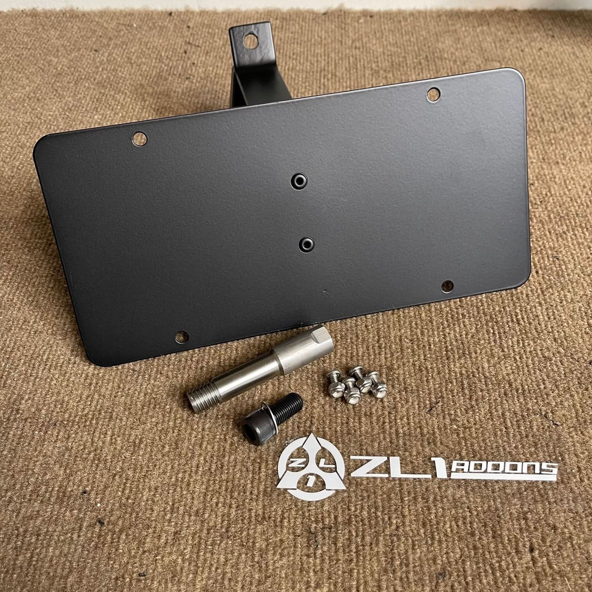 Challenger 09-23 License Plate Holder