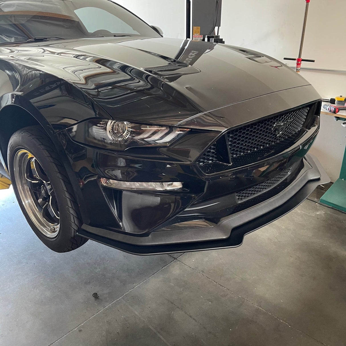 Mustang 18-23 GT/PP Standard Splitter Extension