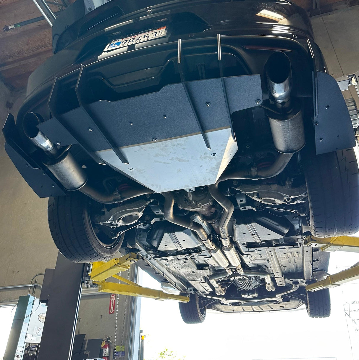 Mustang 15-17 Stealth Diffuser