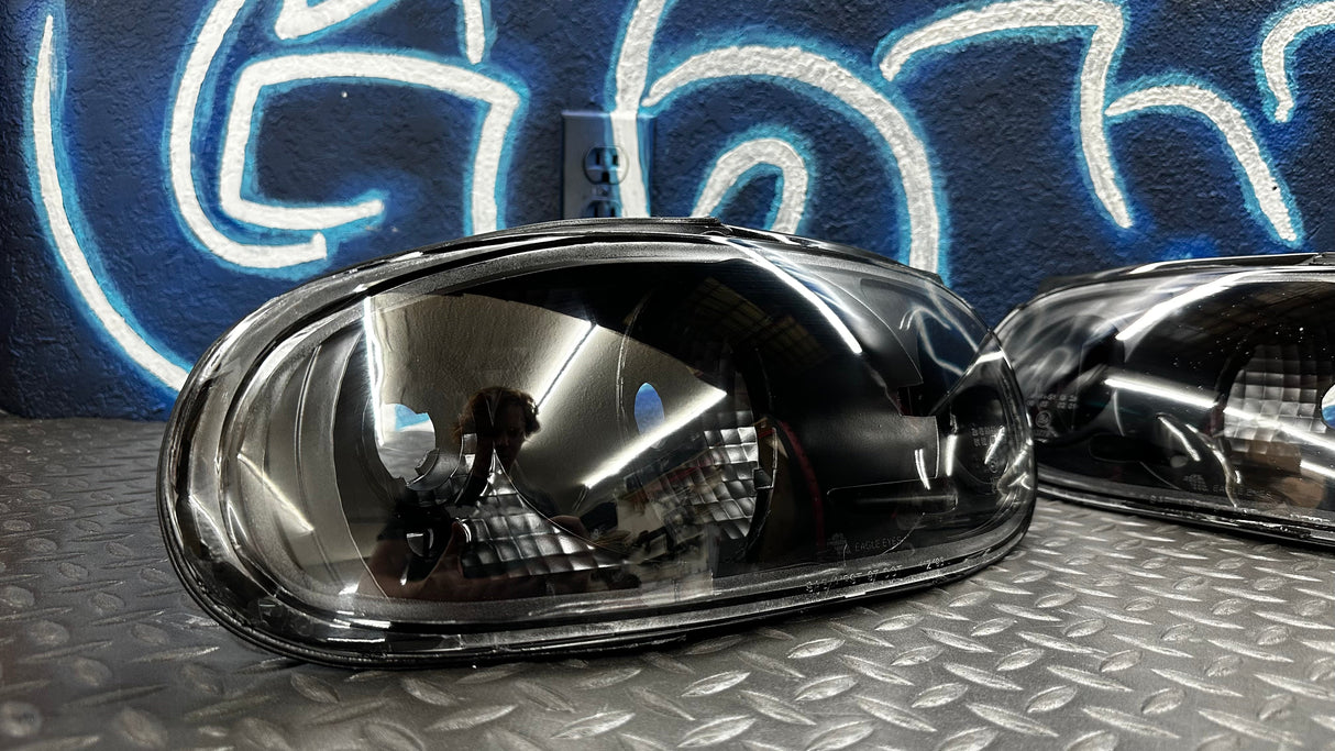 1990–1997 Mazda Miata All Black housing Tail Lights