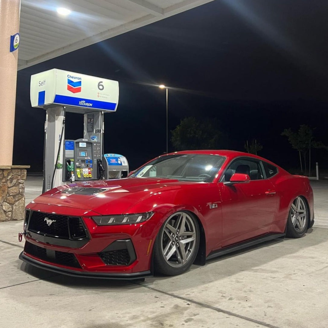 Mustang 24-26 GT/ECO Standard Splitter