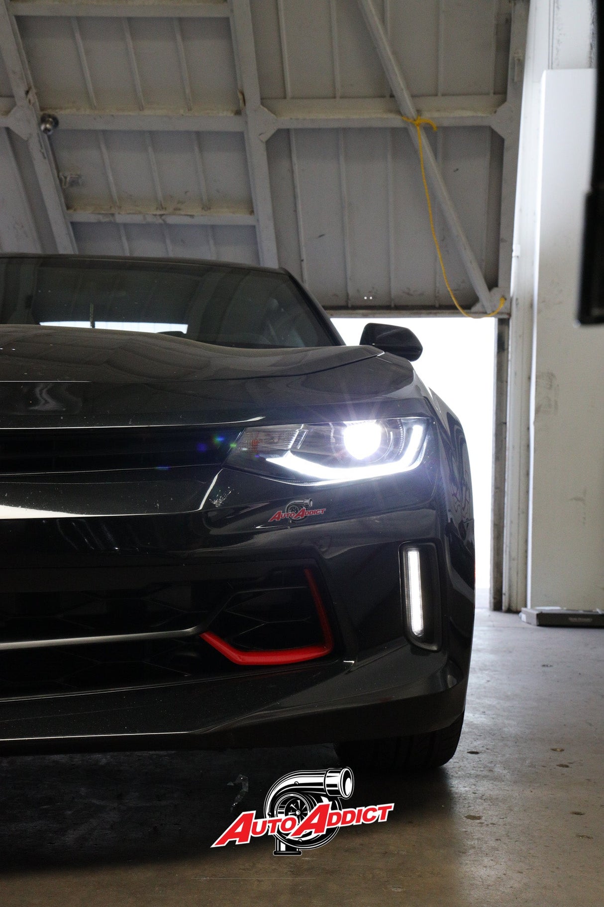 2016-2018 Chevy Camaro OEM Replica Headlights – Amber Sequential LED, Built-in Low/High Beams