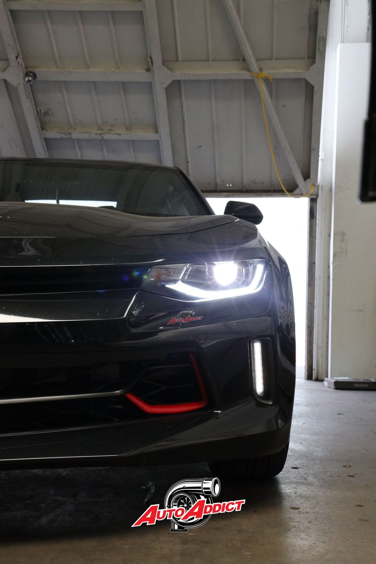 2016-2018 Chevy Camaro OEM Replica Headlights – Amber Sequential LED, Built-in Low/High Beams