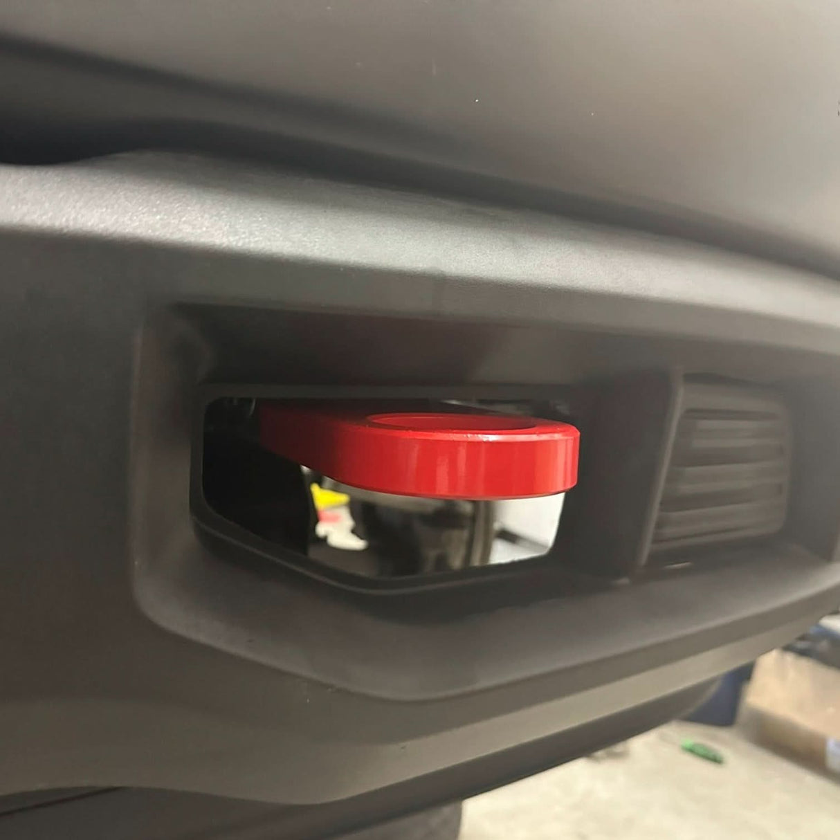 Silverado 2019-2024 GT4 Tow Hooks