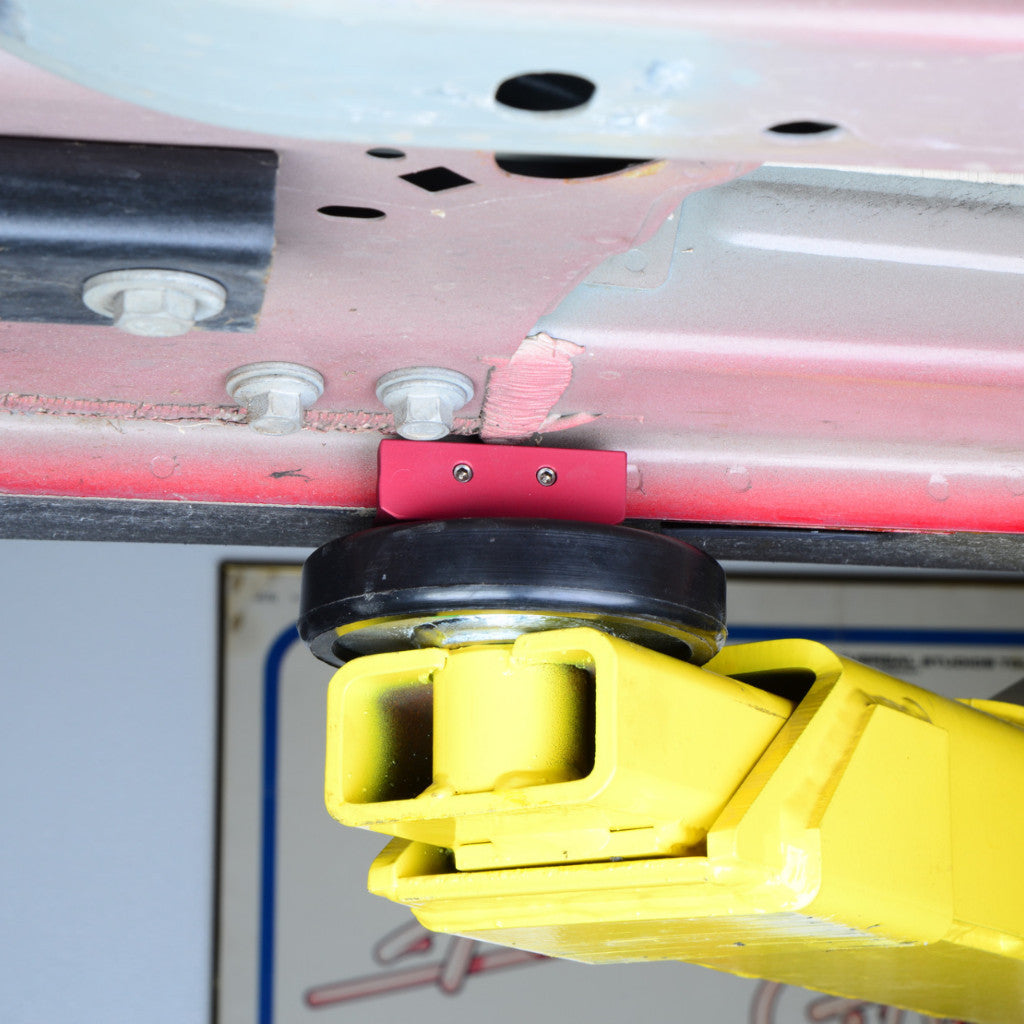 Mustang 05-25 Lift Pads