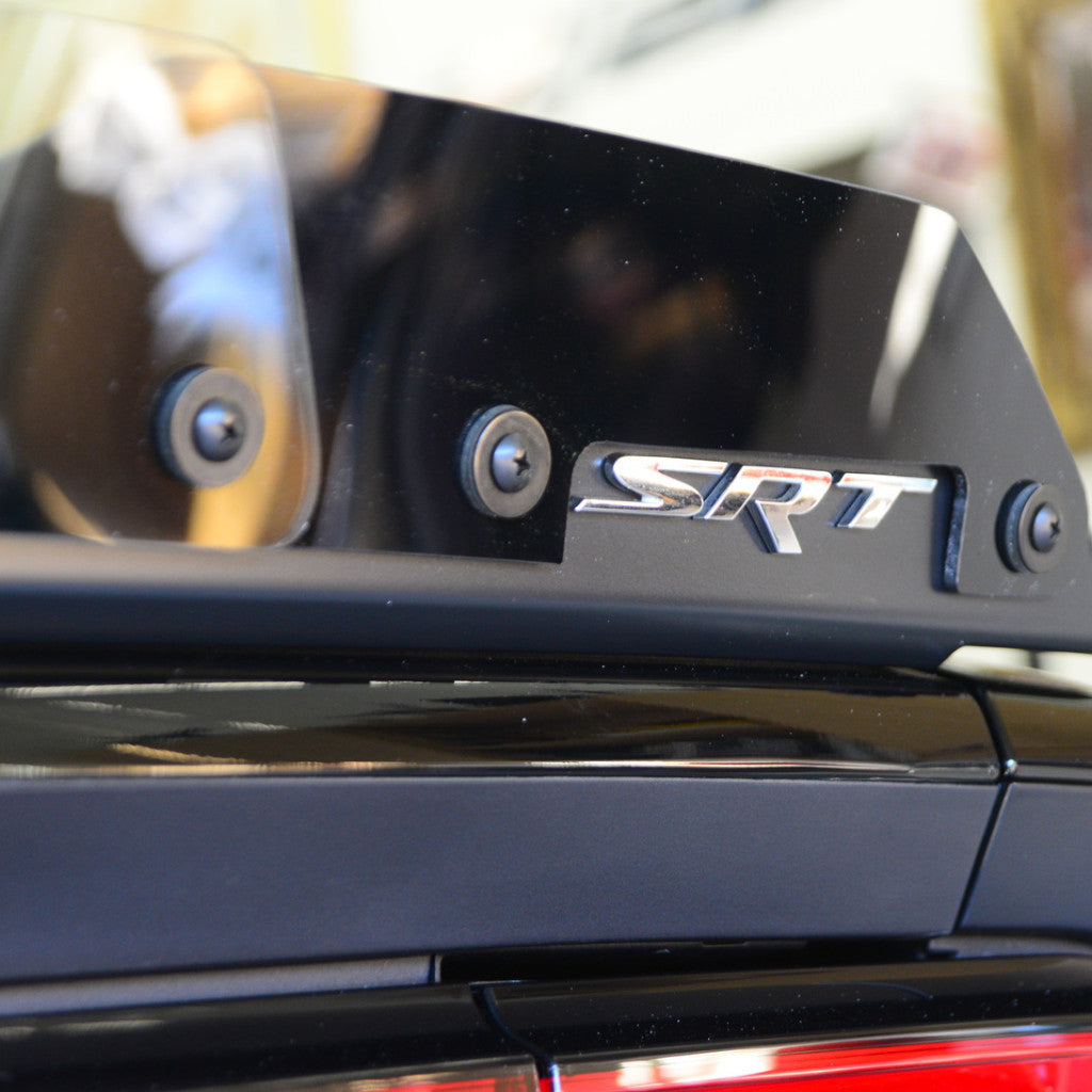 Challenger 09-23 Wicker Bill with Camera