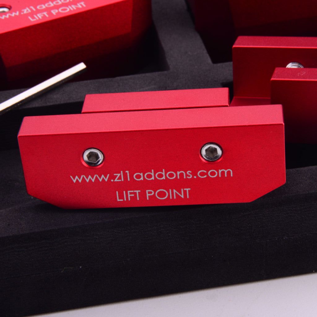 Mustang 05-25 Lift Pads