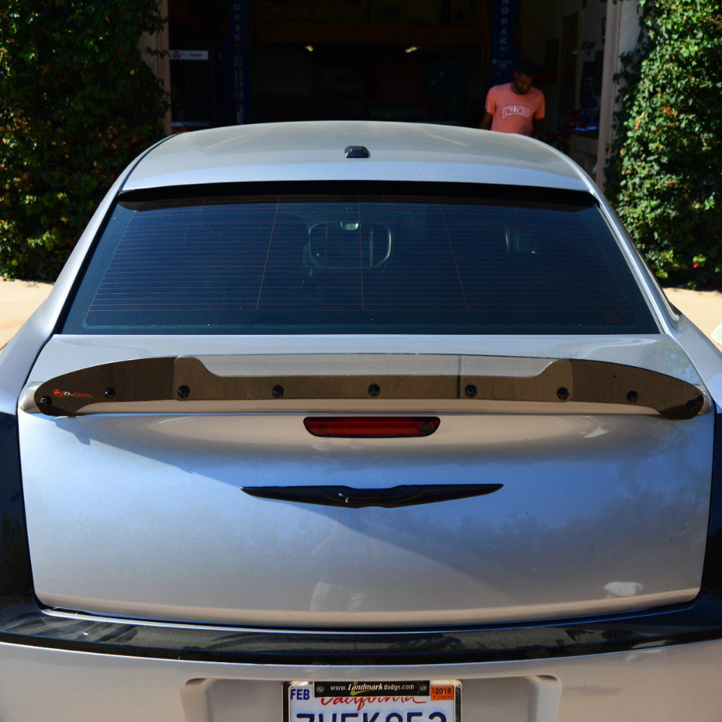 Chrysler 300 11-19 Classic Wicker Bill