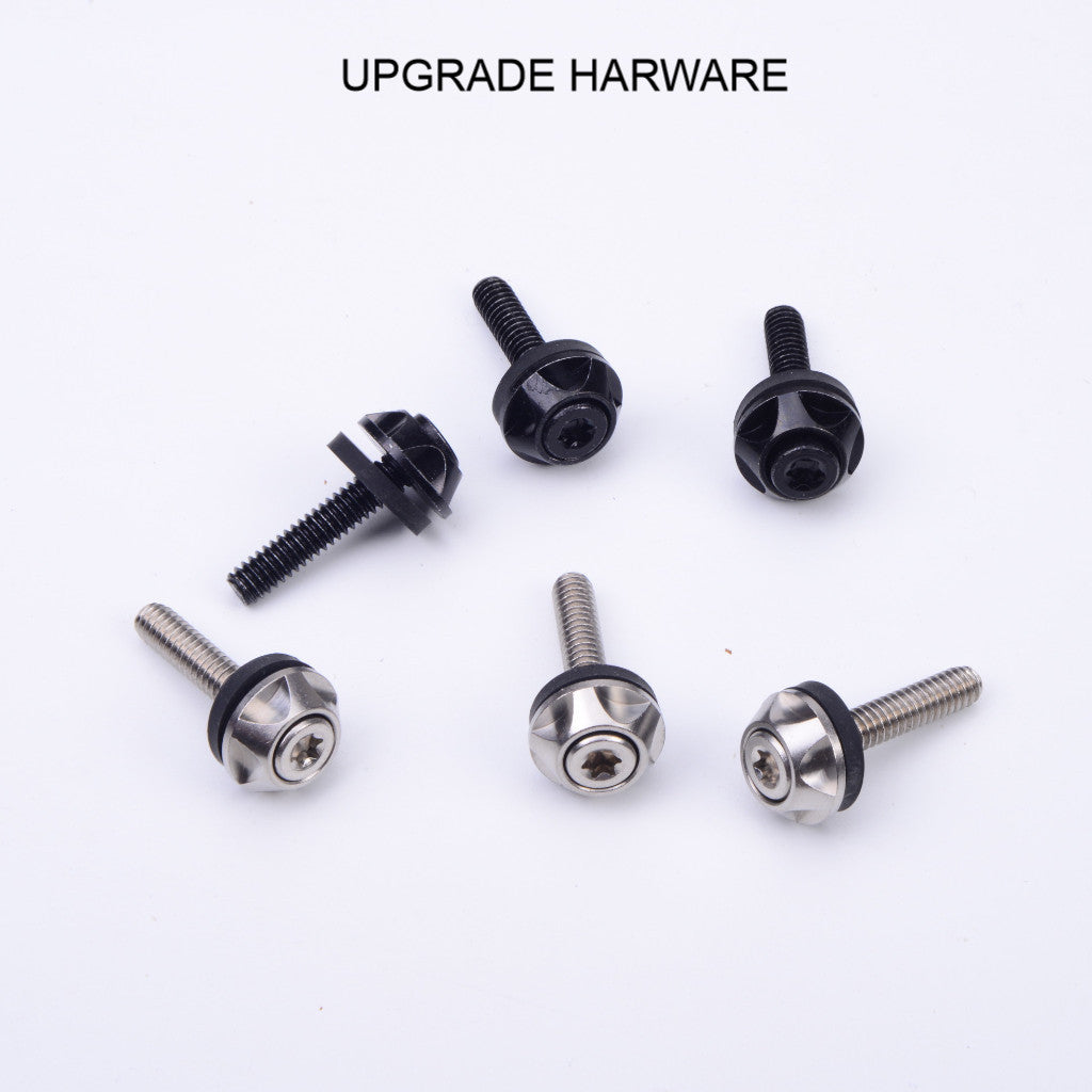 Challenger 09-23 Wicker Bill with Camera