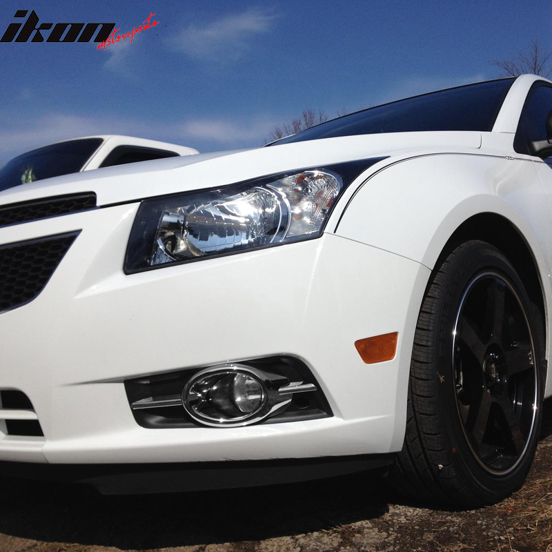 Fits 09-14 Chevy Cruze OE Black/Chrome Front Lower Foglights Pair