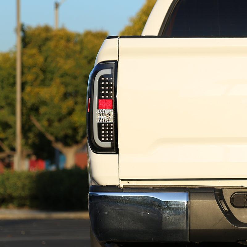 Spec-D Tail Lights Toyota Tundra (2014-2020) Sequential LED - Red, Black, Chrome or Smoked