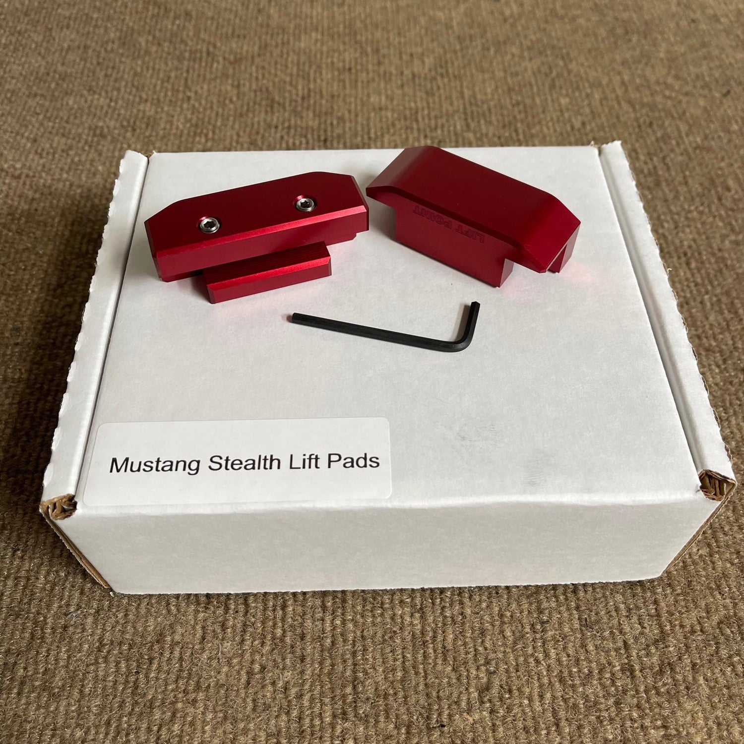 Mustang 05-25 Stealth Lift Pads