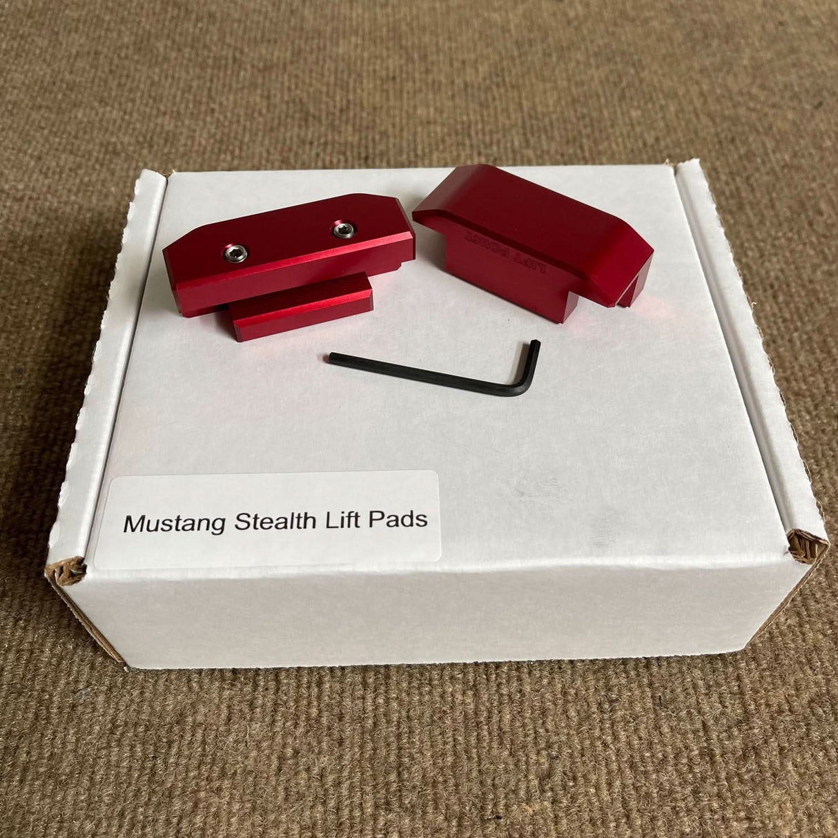 Mustang 05-25 Stealth Lift Pads