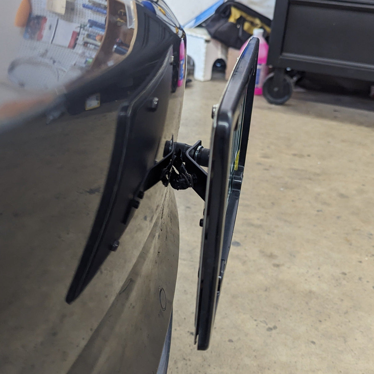 Tesla 17-24 Model 3 License Plate Holder