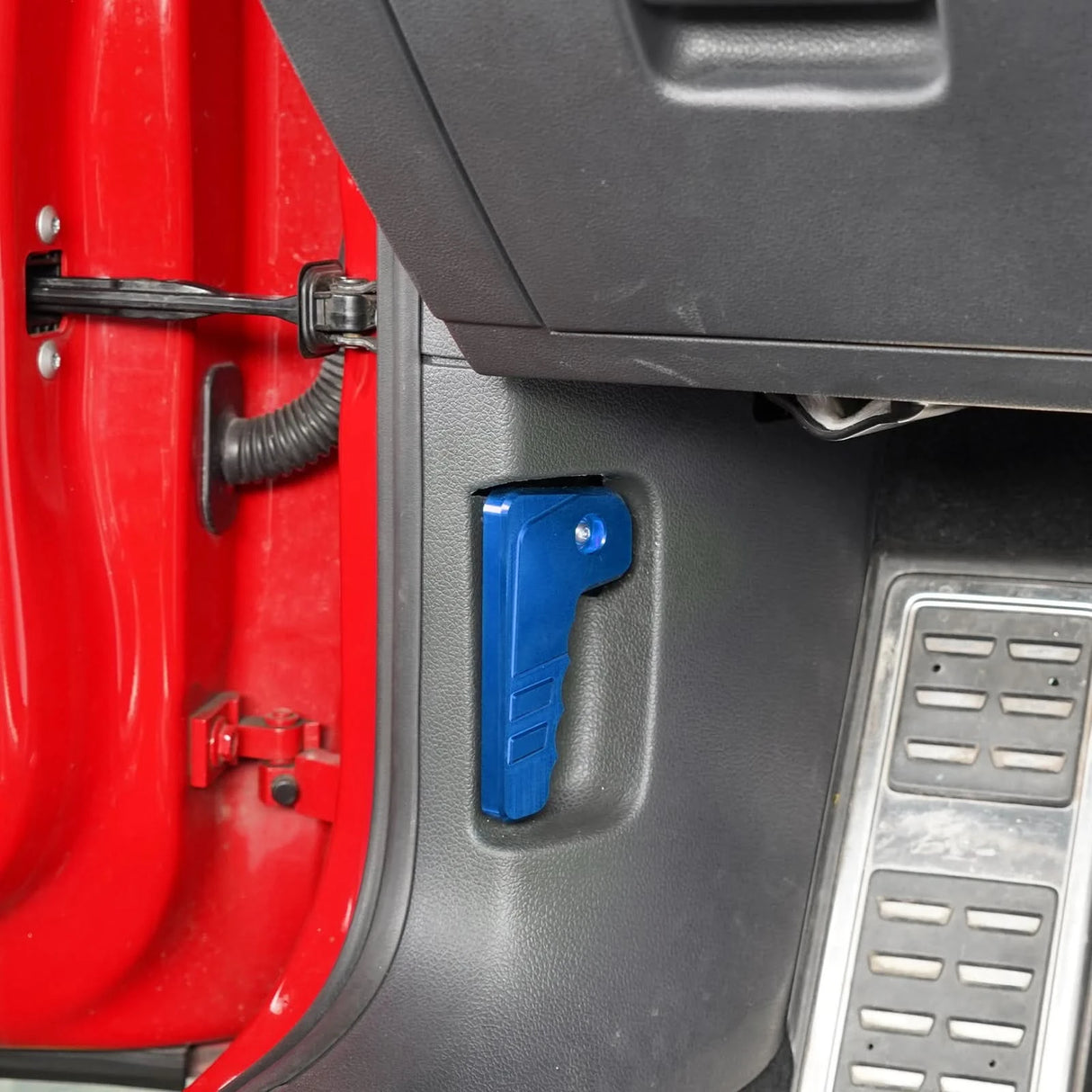 Billet Aluminum Hood Release Lever Handle for VW Golf MK7 / Leon 5F / Octavia 5E (2015–2020)