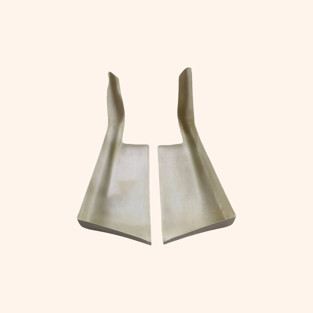 TS Style Fiberglass Rear Bumper Spats Apron for Nissan Skyline R32 GTR