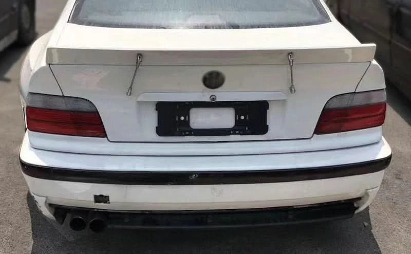 RB-Style Rear Spoiler for BMW E36 – Carbon/FRP Performance Trunk Wing