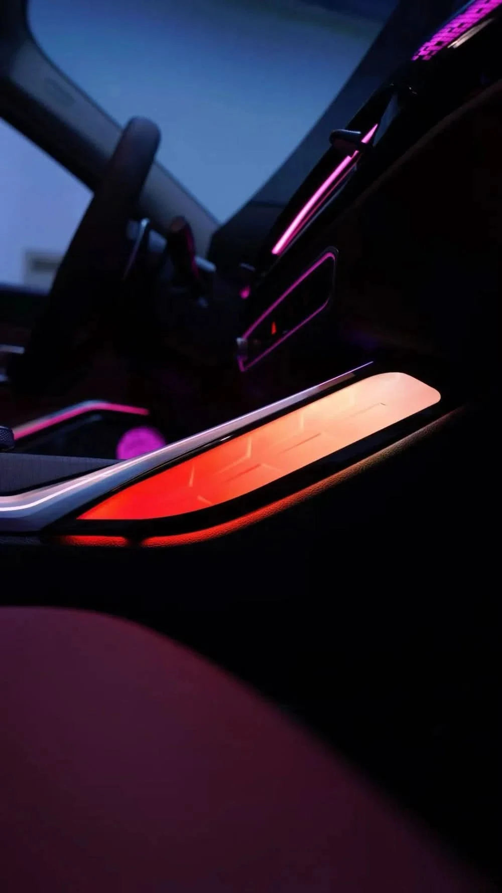 BMW G-Series Crystal Center Console Ambient Light – 11-Color Interior Saddle Lighting Upgrade