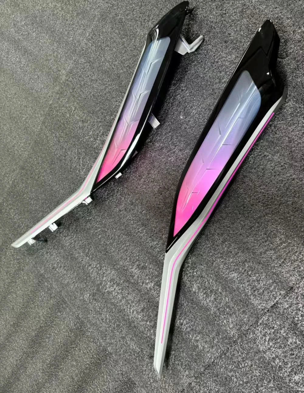 BMW G-Series Crystal Center Console Ambient Light – 11-Color Interior Saddle Lighting Upgrade