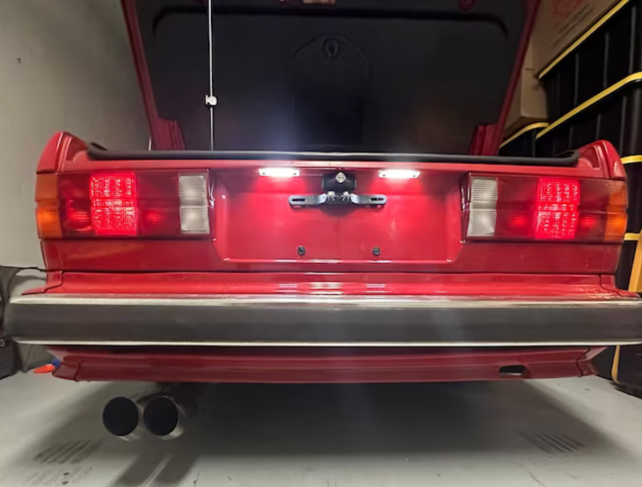 E30 LED License Plate Lights
