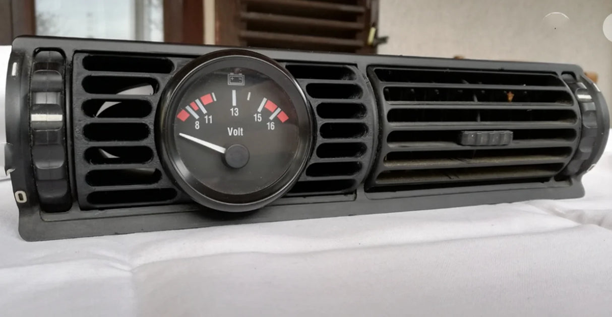 BMW E30 Gauge Vent Pod – Front Dashboard Vent Mount (Single Gauge)