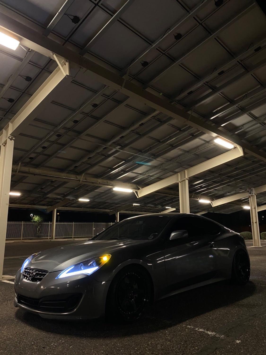 Hyundai Genesis Coupe with Projector and Sequential Turn Signal - Black Headlights (2010-2012)