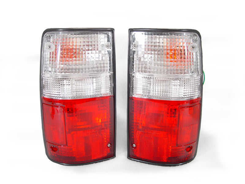 1989-1995 Toyota Pickup Red/Clear Tail Lights