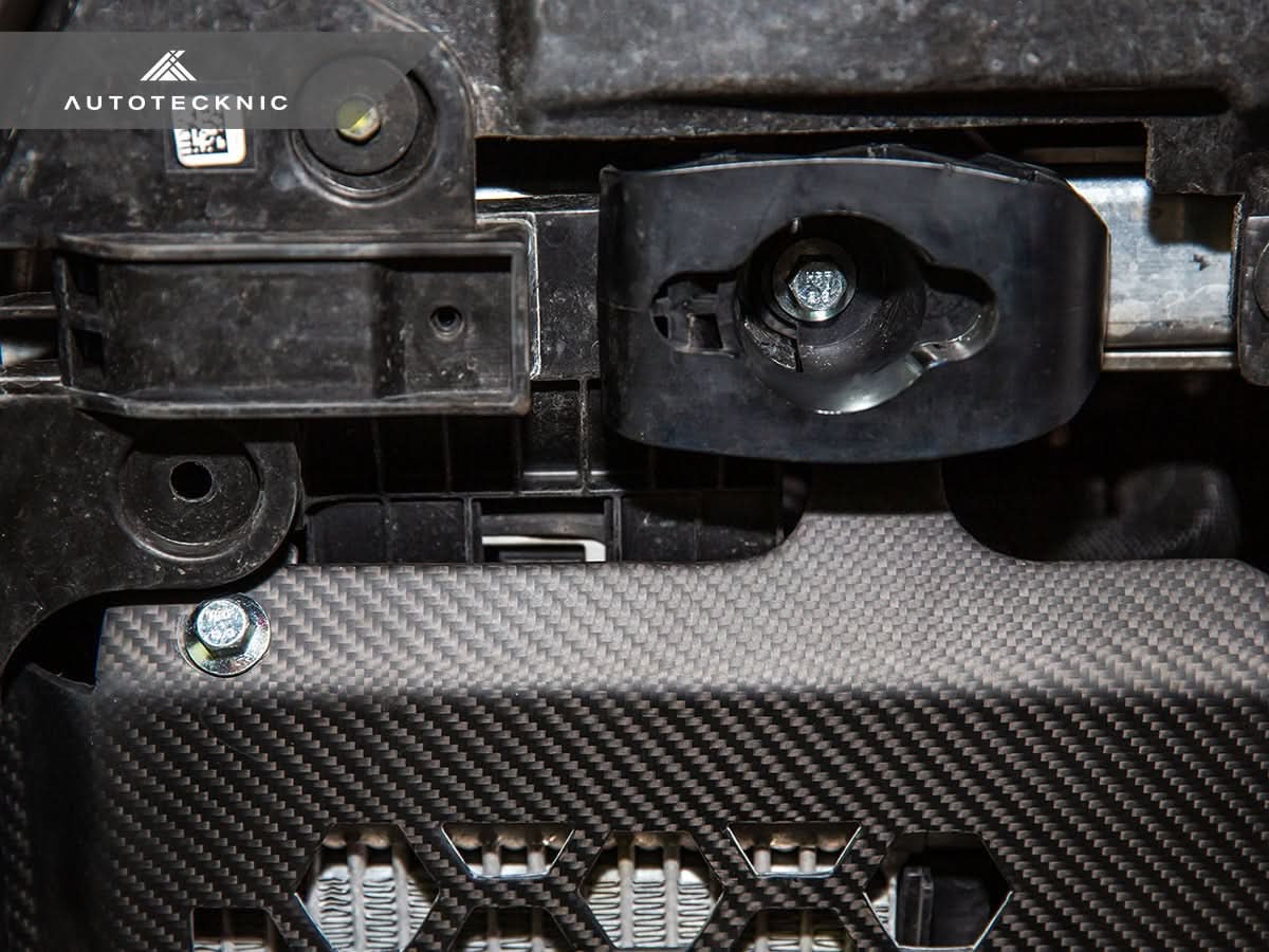 AutoTecknic Dry Carbon Oil Cooler Guard - BMW G87 M2 | G80 M3 | G82/ G83 M4