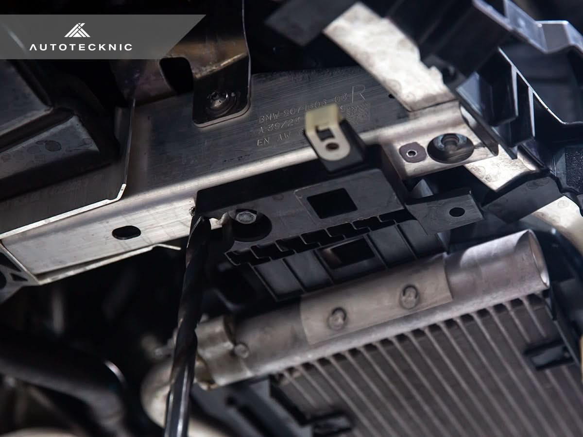 AutoTecknic Dry Carbon Oil Cooler Guard - BMW G87 M2 | G80 M3 | G82/ G83 M4