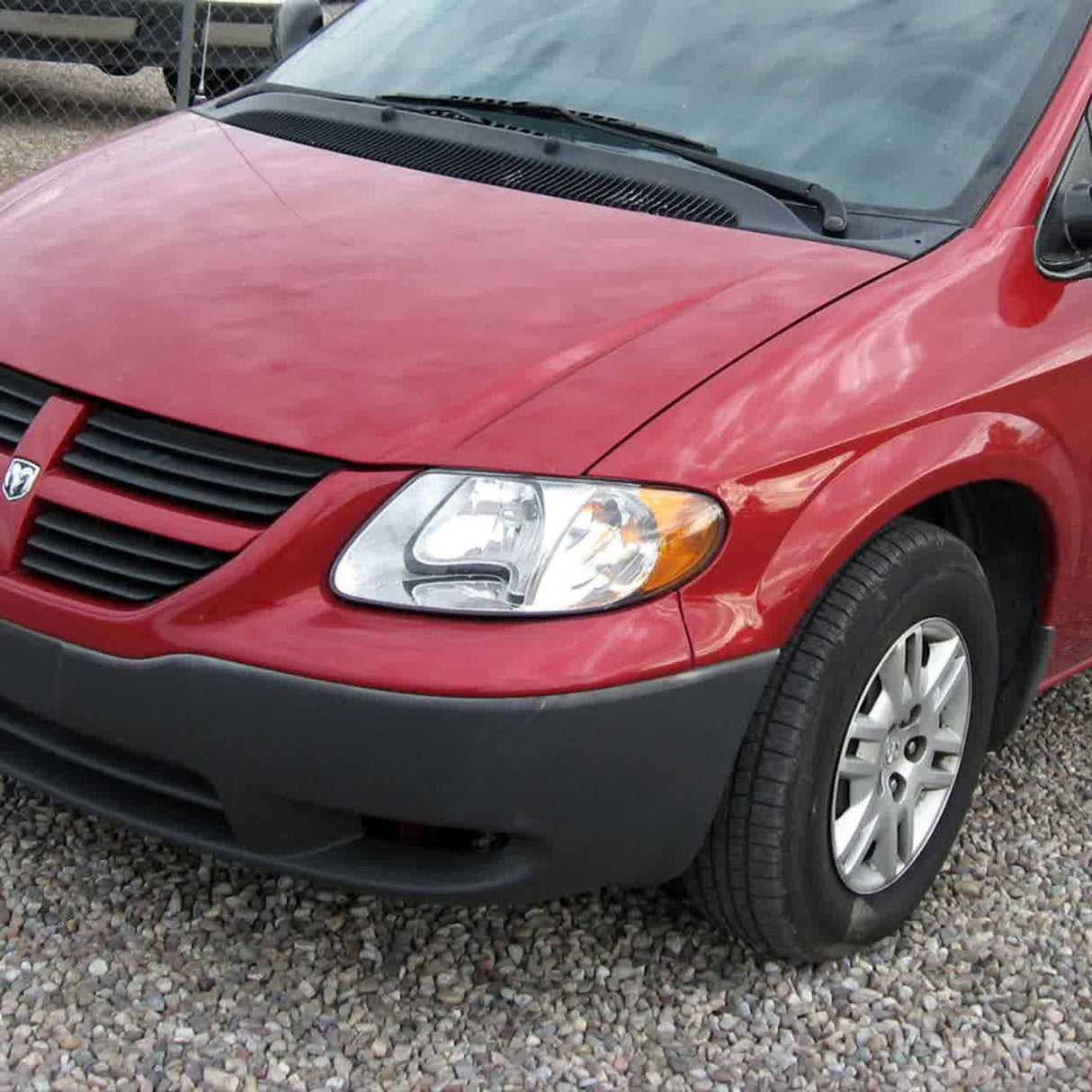 Spec-D OEM Replacement Headlights Dodge Caravan/Grand Caravan (01-07) Matte Black or Chrome Housing