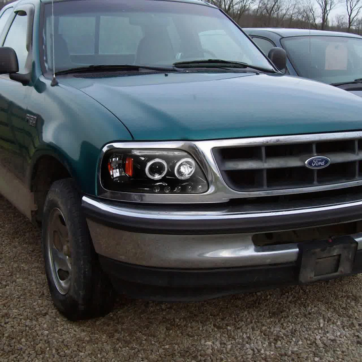 Spec-D Projector Headlights Ford F150 (97-03) Expedition (97-02) Halo w/ LED Accents - Black or Chrome