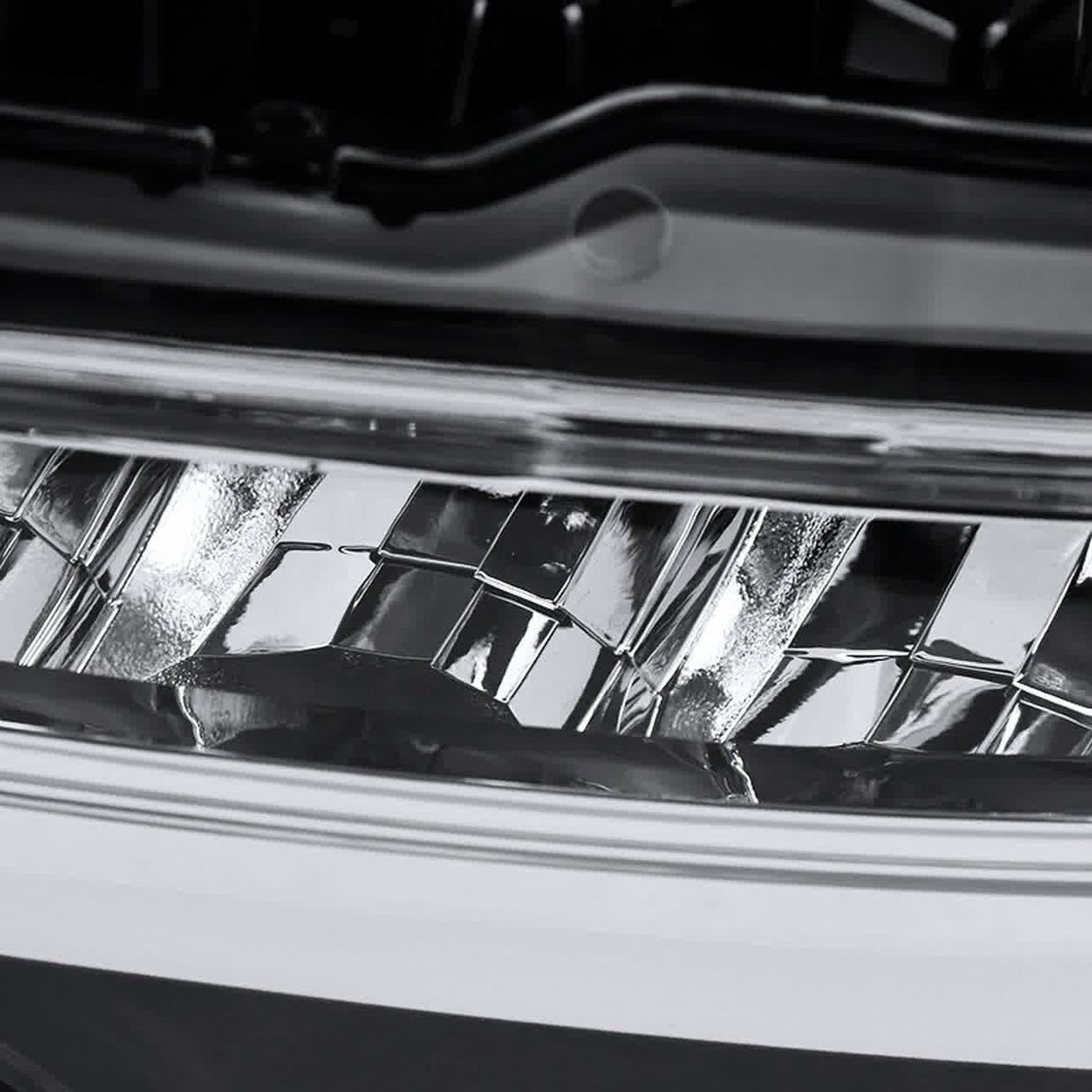 Spec-D LED Fog Lights GMC Sierra 1500 (16-18) Chrome Housing - Clear or Smoke Lens