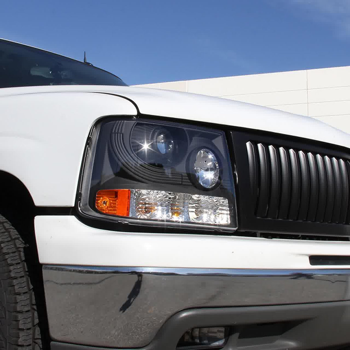 Spec-D Projector Headlights Silverado (99-02) Tahoe/Suburban (00-06) w/ Bumper Lights - Black or Chrome