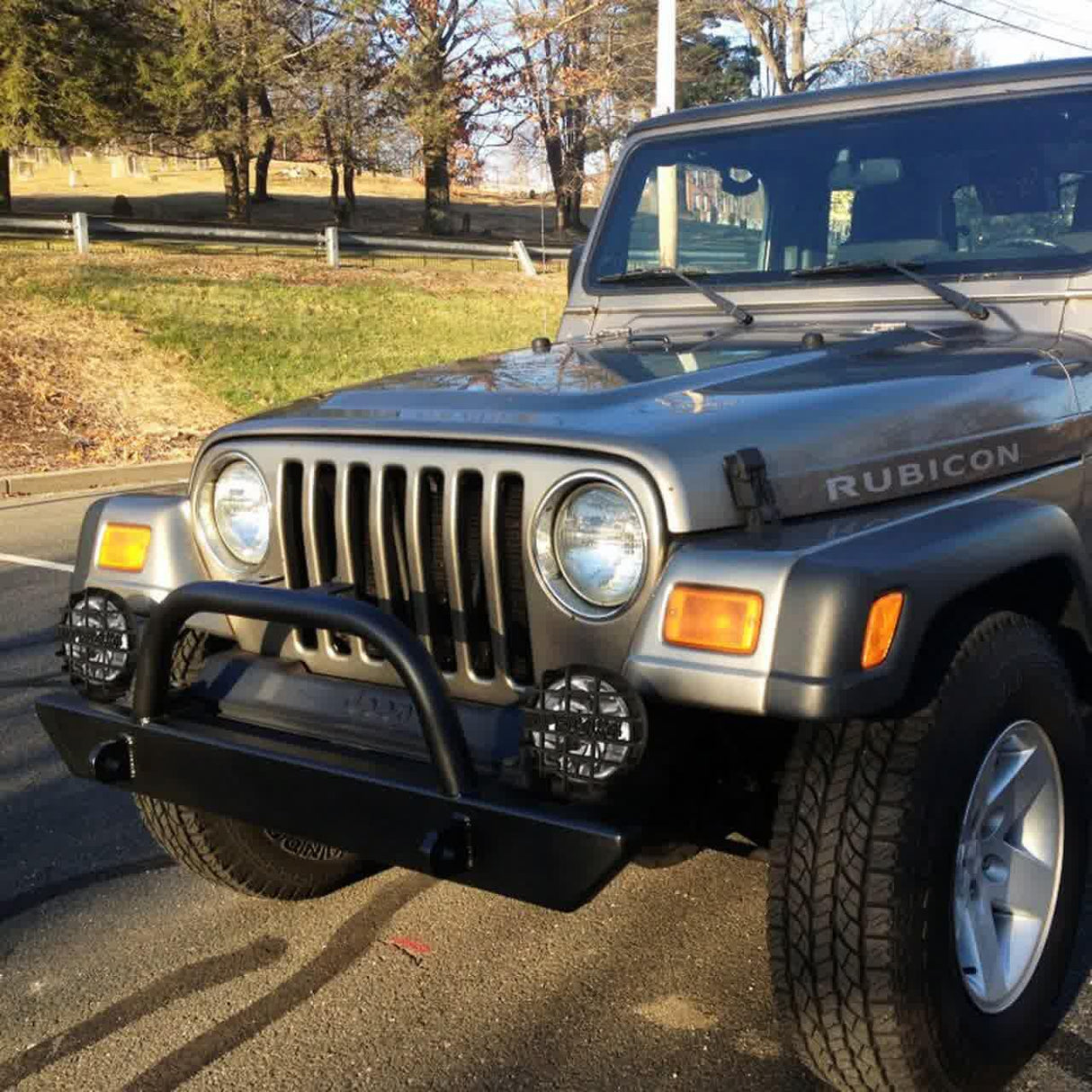 Spec-D 6" Round Universal Off Road Fog Lights w/ Mesh Guard - Chrome or Black