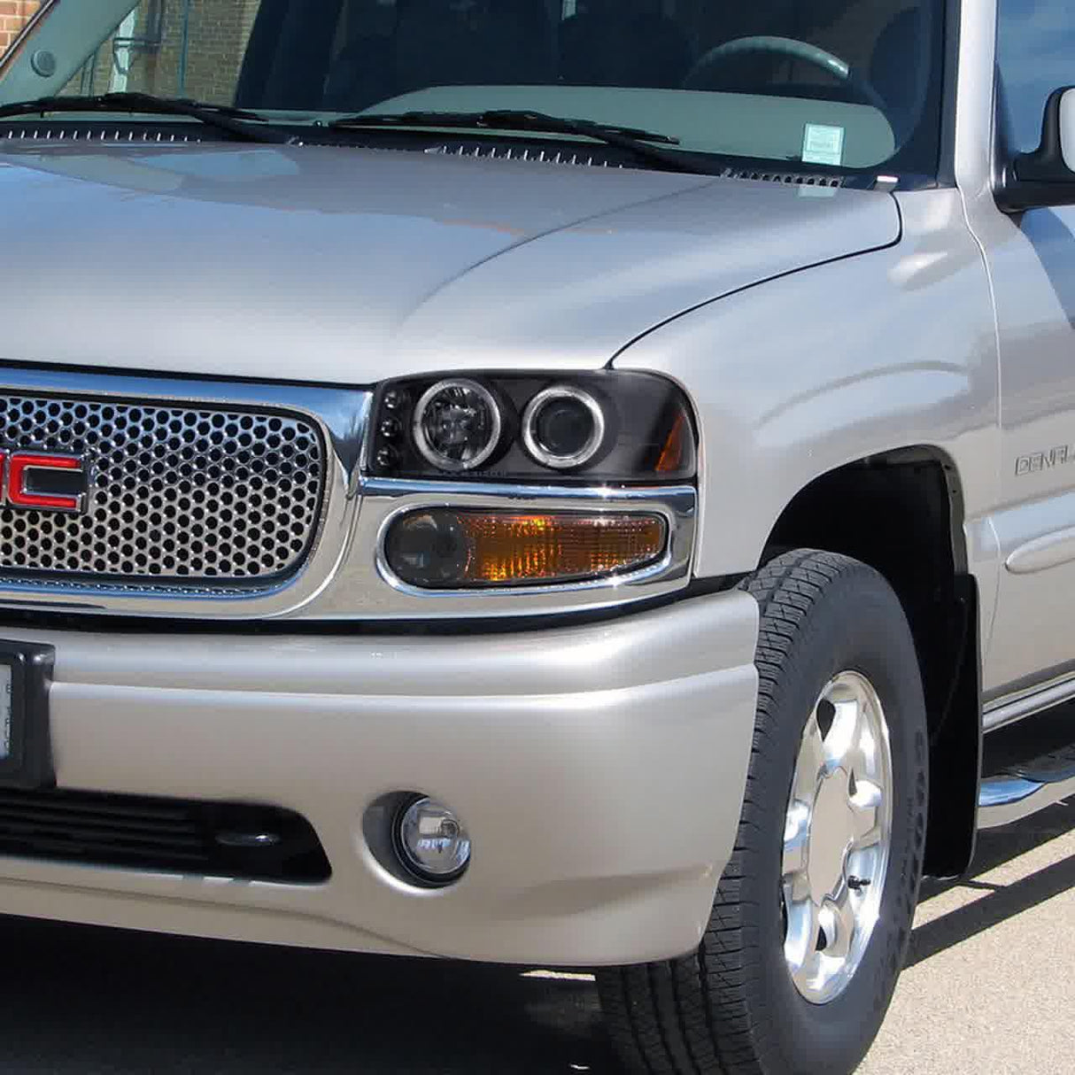 Spec-D Projector Headlights GMC Yukon (01-06) Sierra (99-06) Dual Halo w/o Bumper Lights - Black or Chrome