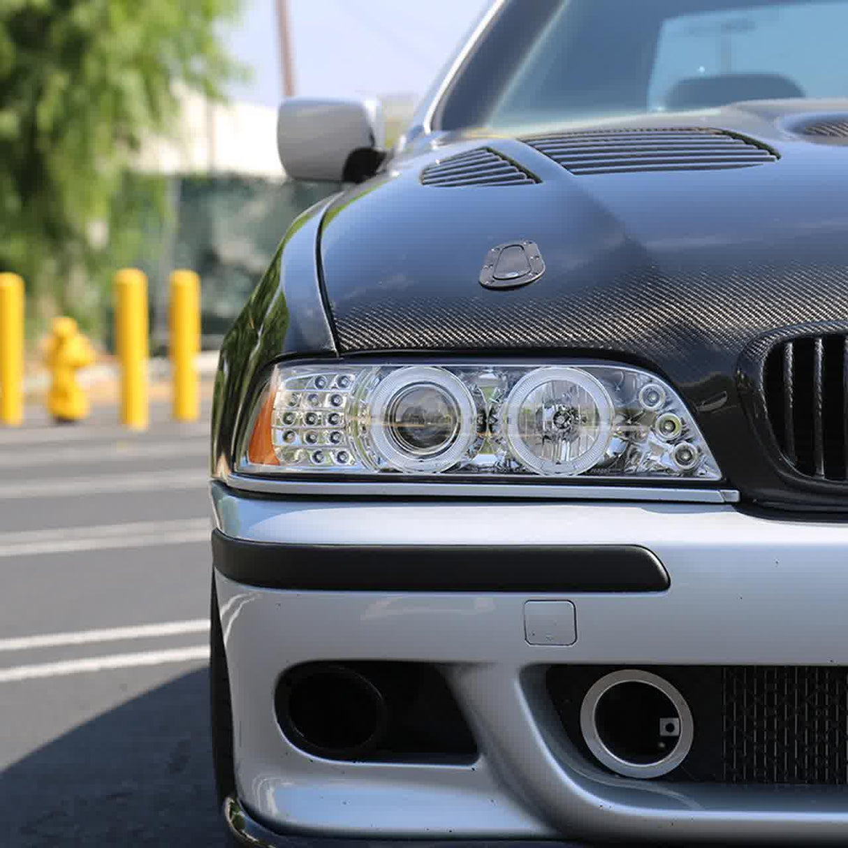 Spec-D Projector Headlights BMW E39 525i 530i 535i 540i (01-03) w/ LED Turn Signal Lights - Black or Chrome