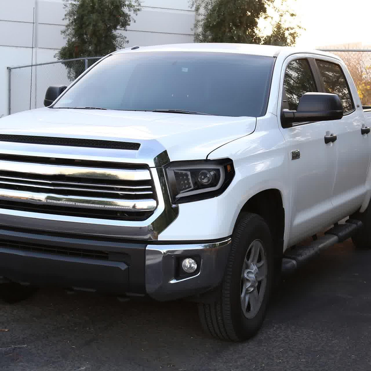 Spec-D Projector Headlights Tundra (14-21) w/ C-Bar LED Turn Signal Lights - Black or Chrome