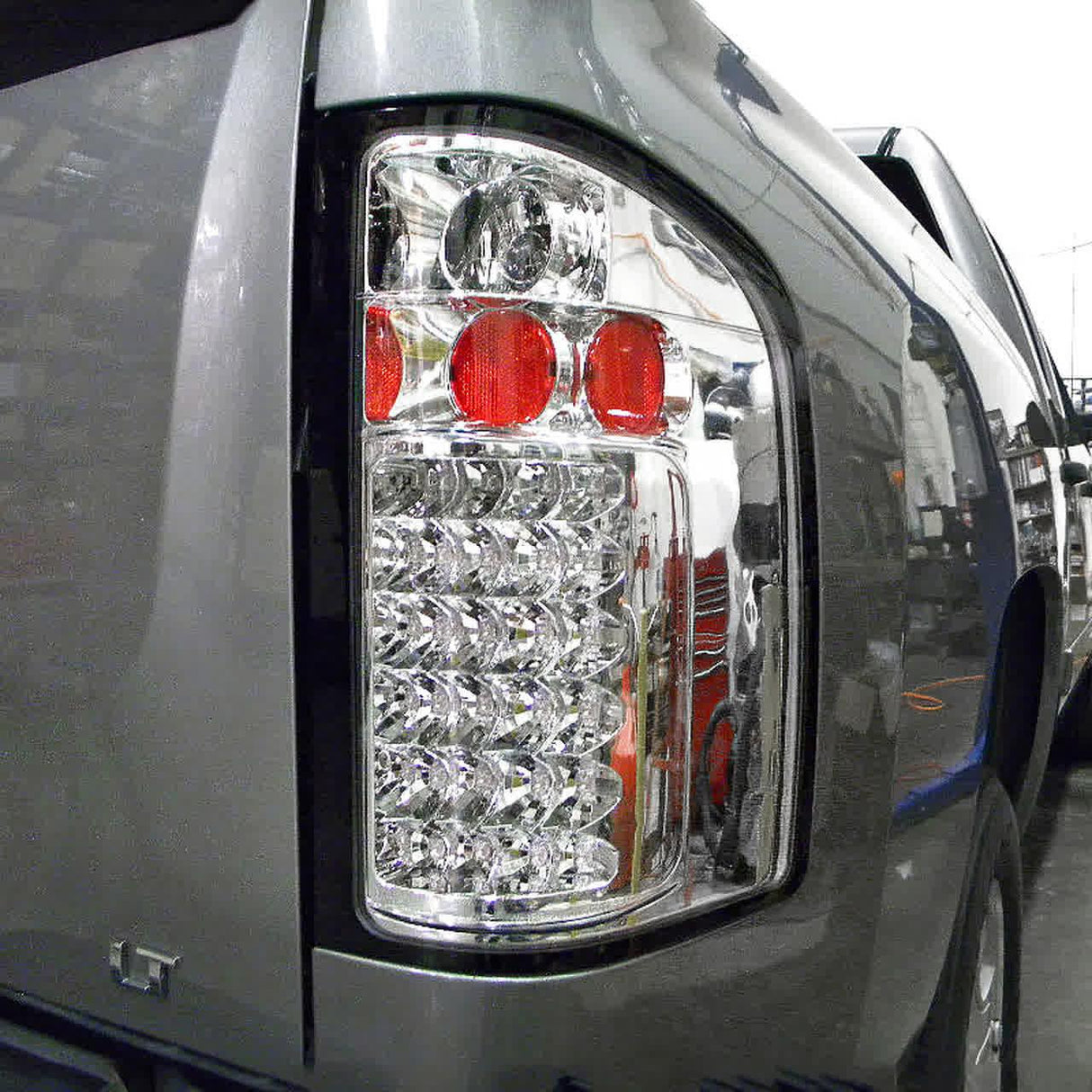 Spec-D LED Tail Lights Chevy Silverado (2007-2014) Black / Clear