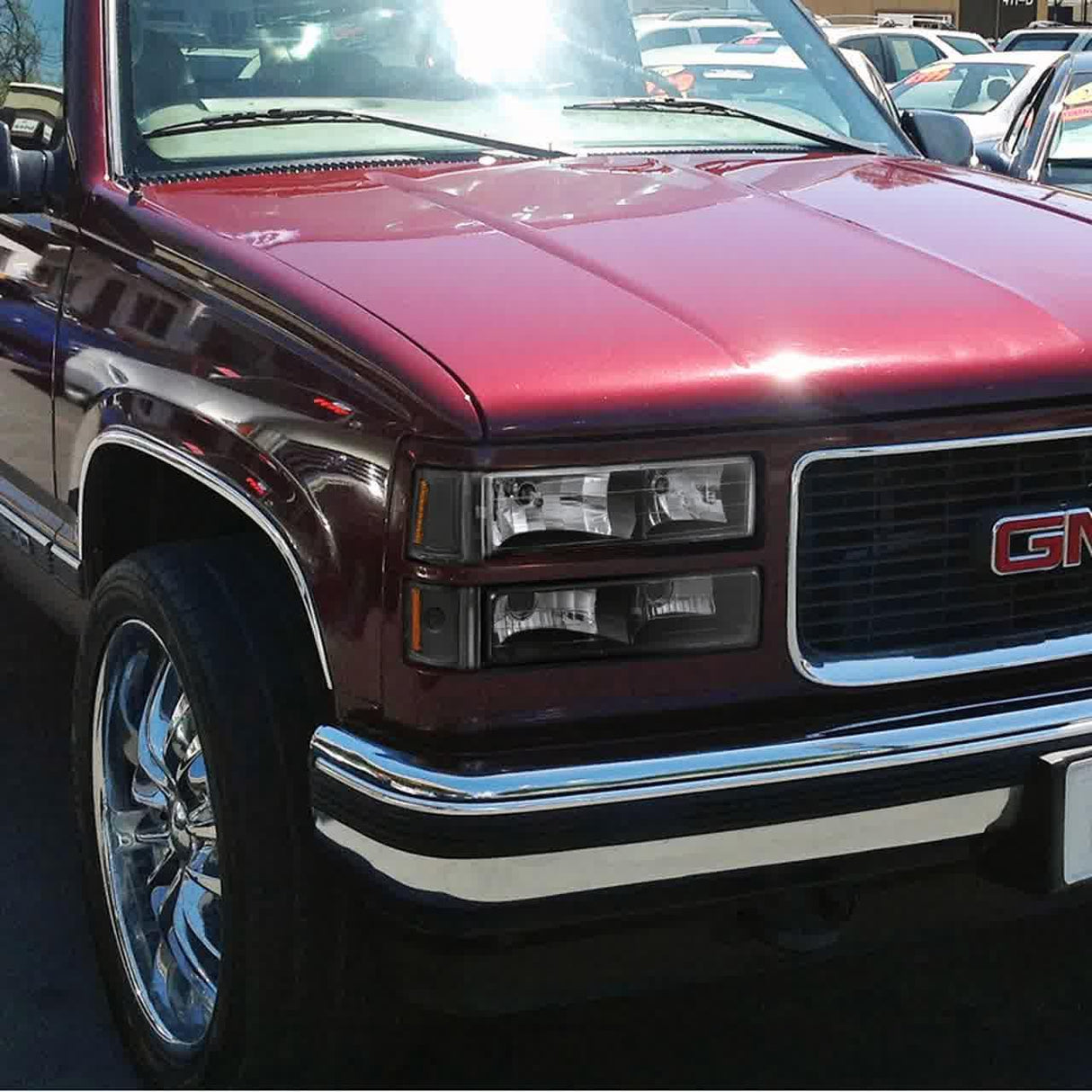 Spec-D OEM Replacement Headlights GMC Sierra / Yukon (94-98) Matte Black or Chrome Housing