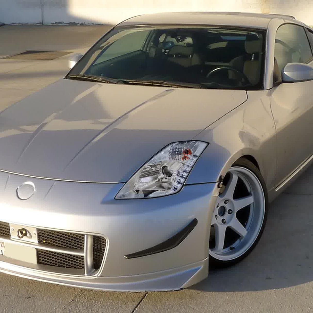 Nissan 350Z SMD LED Strip with HID Black or Chrome Projector Headlights (2003-2005) - K2 Industries