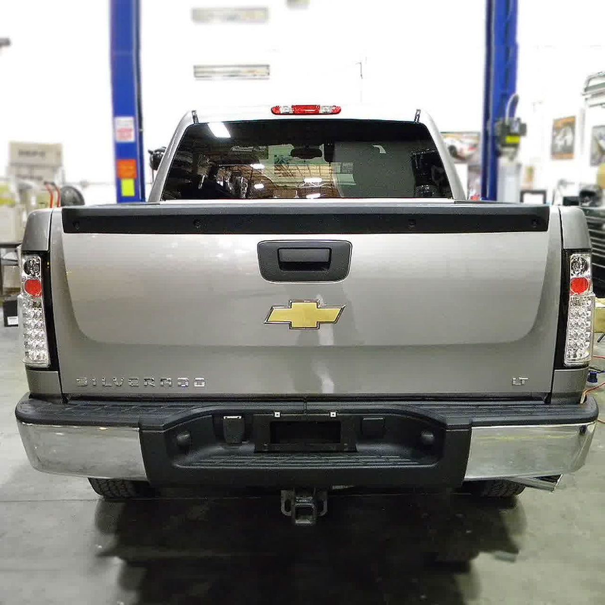 Spec-D LED Tail Lights Chevy Silverado (2007-2014) Black / Clear