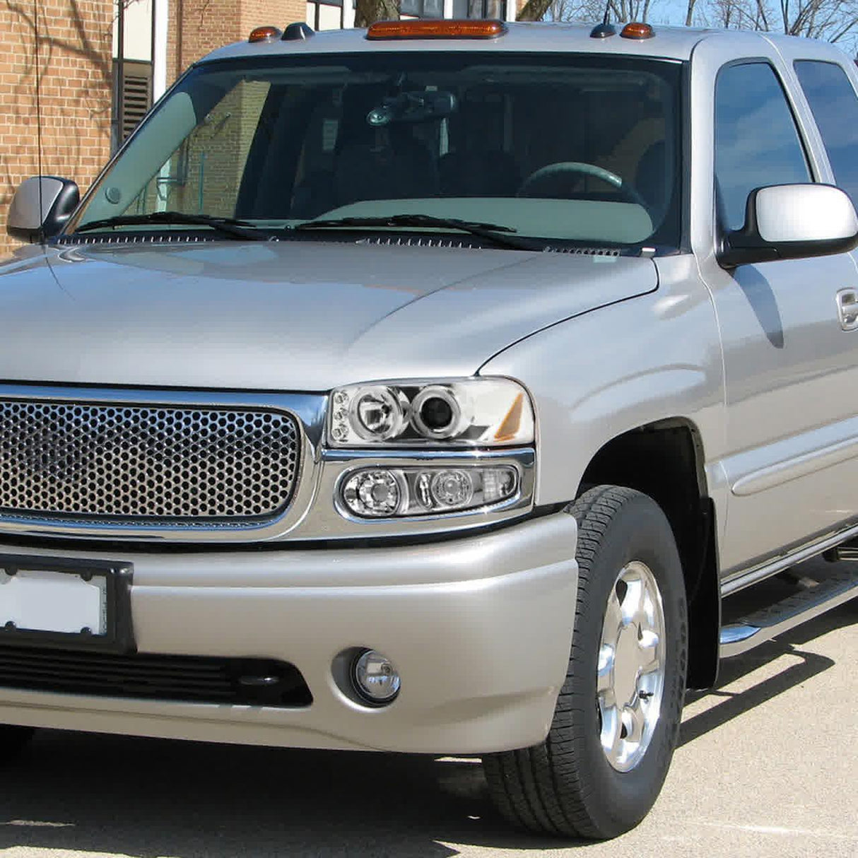 Spec-D Projector Headlights GMC Yukon (01-06) Sierra (99-06) Dual Halo w/o Bumper Lights - Black or Chrome