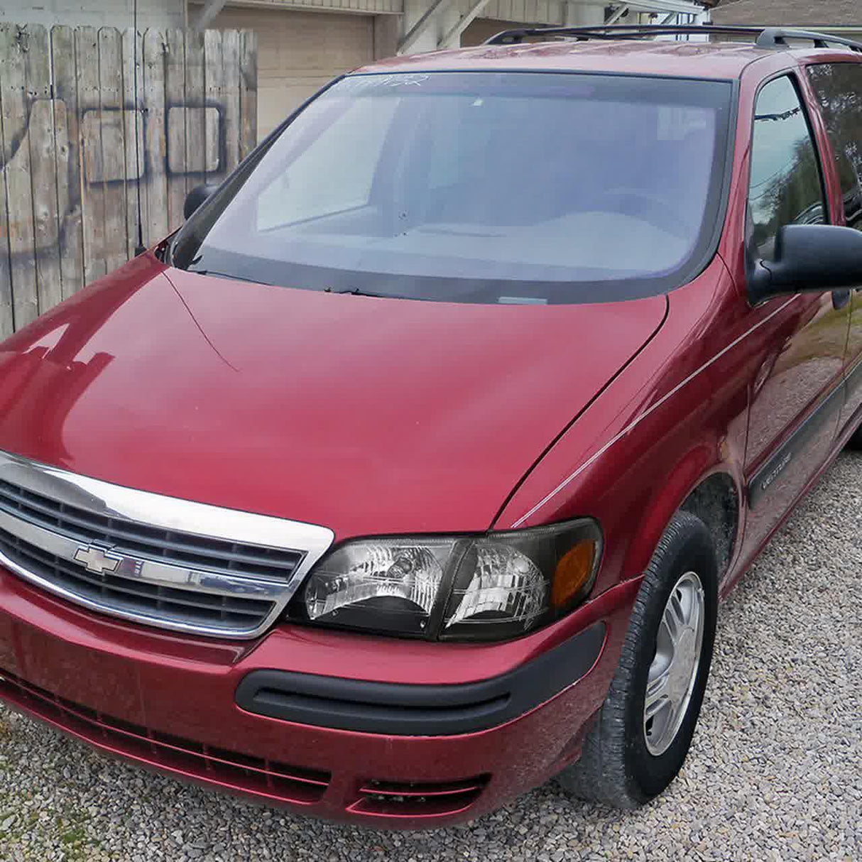 Spec-D OEM Replacement Headlights Chevy Venture (1997-2005) Chrome or Black Housing