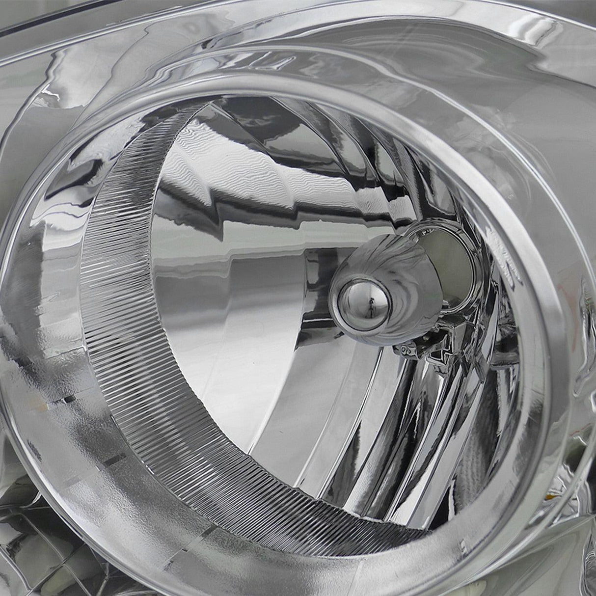 Spec-D OEM Replacement Headlights Dodge Ram 1500 (2006-2008) 2500/3500 (2006-2009) Clear / Black / Smoked