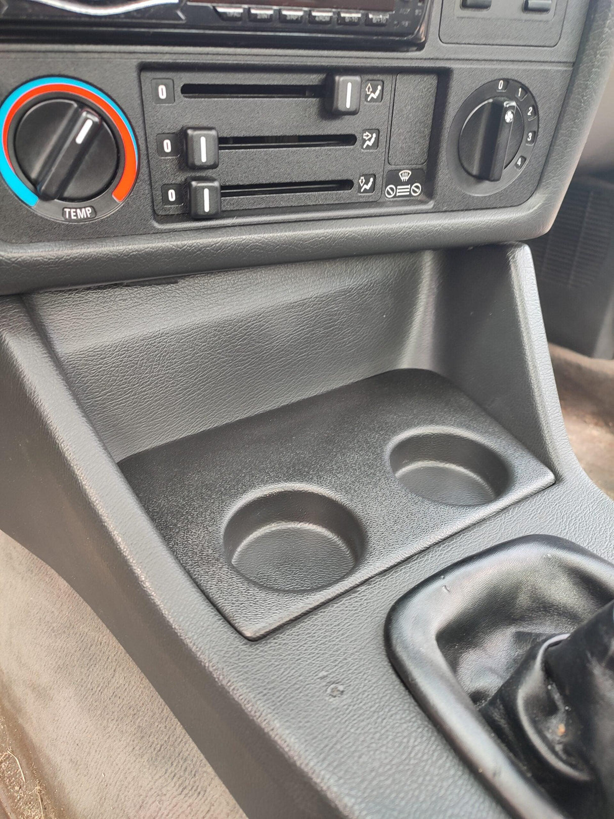 BMW E30 Modern Cup Holder V2 - K2 Industries